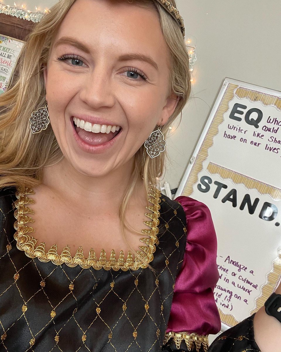 TaylorFortner10's tweet photo. It’s Shakespeare time! A little stations activity today before we kick off Romeo and Juliet ✨💖 https://t.co/oM0TWqrecH