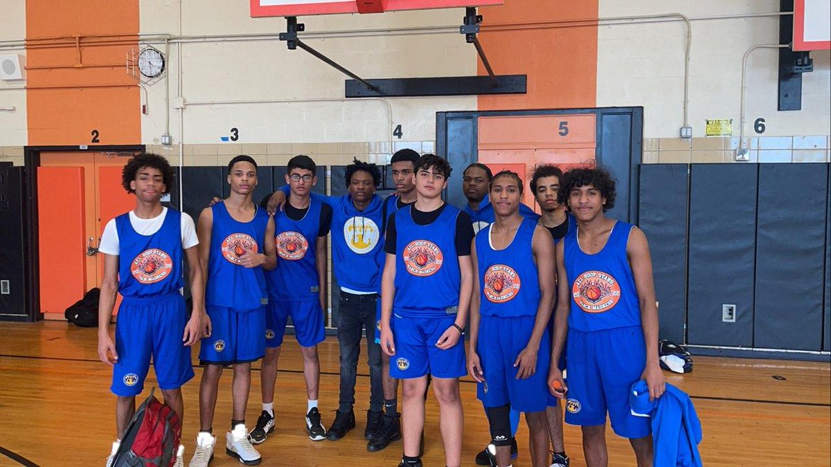 aupebrooklyn's tweet photo. Bushwick Campus March Madness Basketball Game 1 AUPE V AEL. Great job AUPE winning. Great game, sportsmanship and community. #bushwickstrong https://t.co/gtWKmROWRR