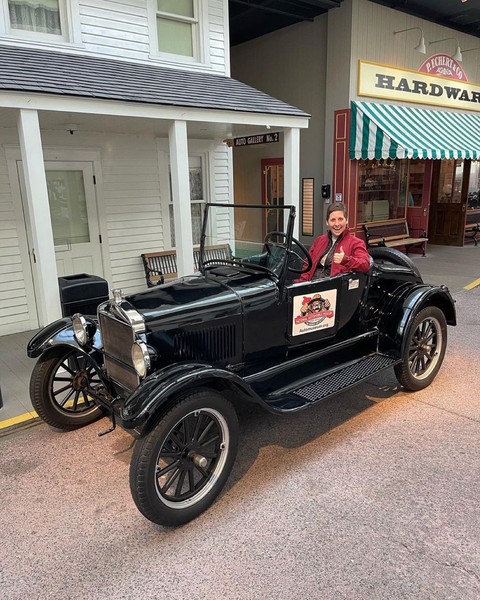 NatlAutoMuseum's tweet photo. Comment a 👍 if you love the Museum!

Next time you visit, don't forget to snap a photo in our photo car. Make sure to tag us for a chance to be featured. 😁

We are open every day from 9 AM to 5 PM.

#renonevada #vintagecars #vintageautos #photocar #museumlife #renotahoe #reno https://t.co/G1sspF8Da0