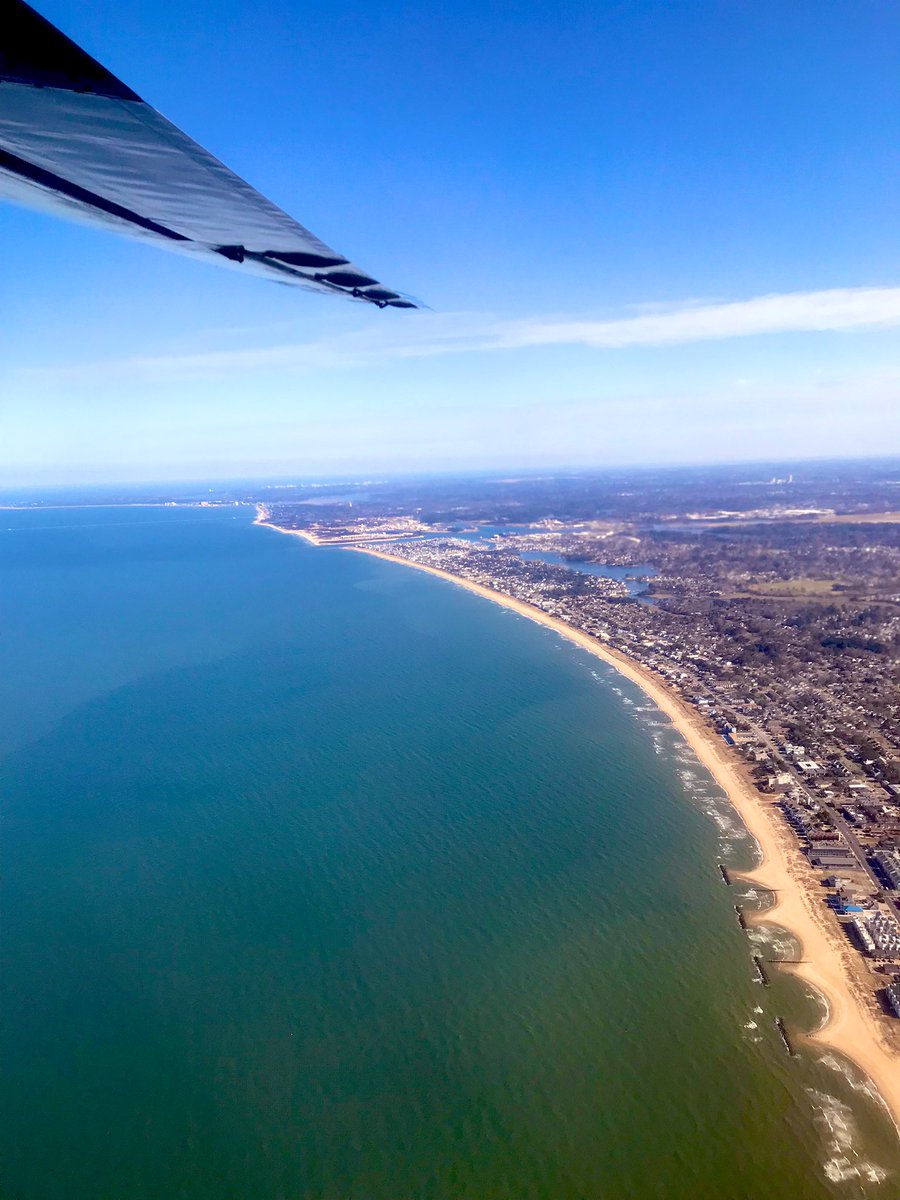 ManiB25's tweet photo. Office views ✈️ https://t.co/2bJrBTlAyw