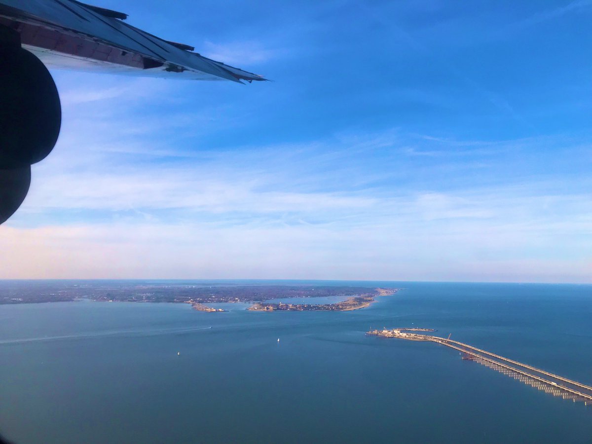 ManiB25's tweet photo. Office views ✈️ https://t.co/2bJrBTlAyw
