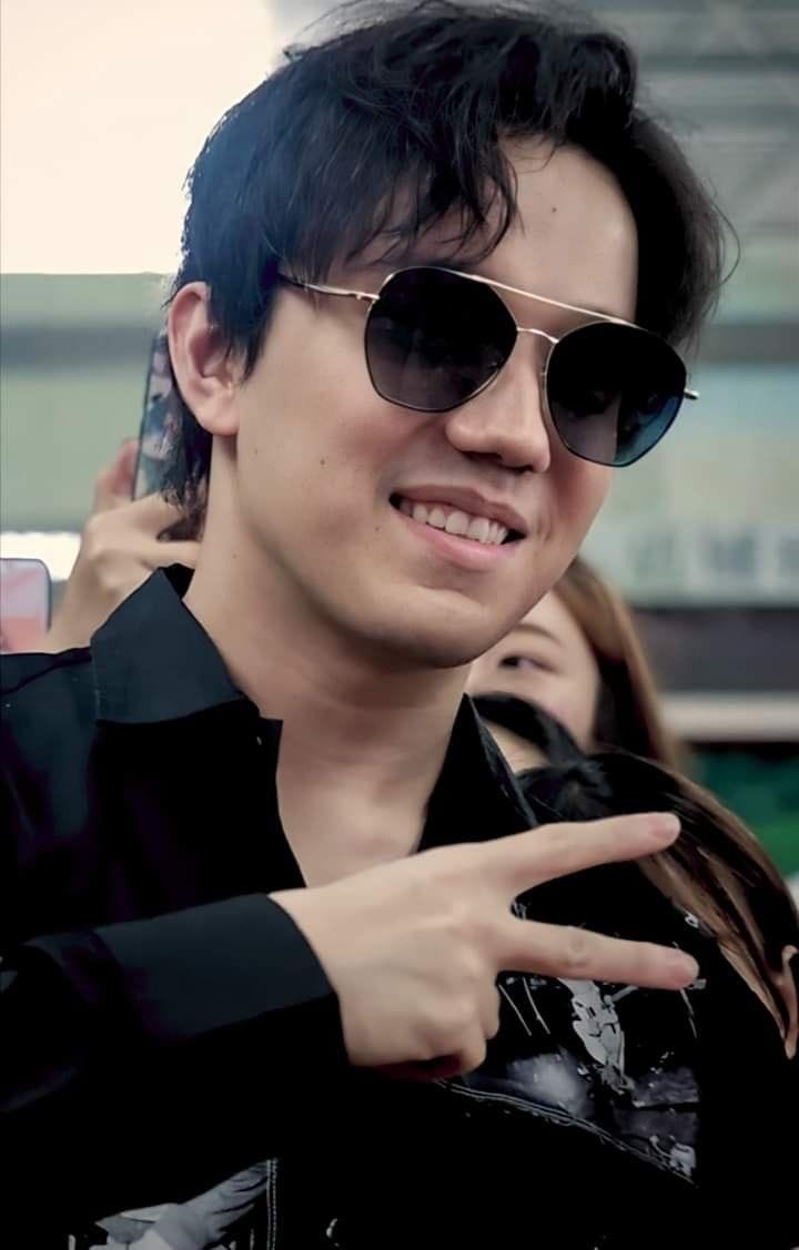 Não consigo ficar um dia sem ouvir #DimashQudaibergen , muito bom ouvir suas obras de arte #FlyAway e #BeWithMe <a href="/dimash_official/">Dimash Qudaibergen</a>
😍😍😍🇧🇷