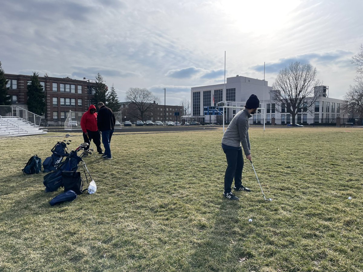 ShortridgeBlueDevilsGolf tweet media