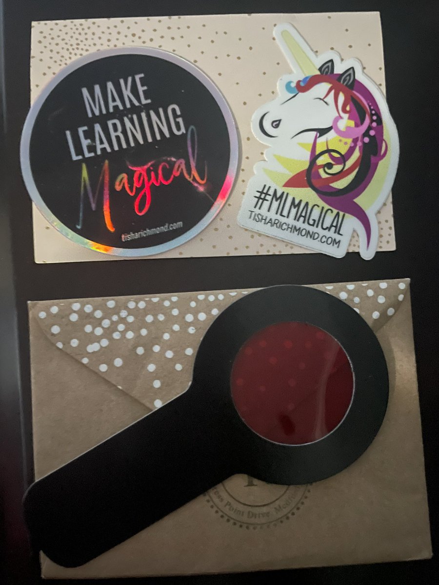 Jessi7183's tweet photo. Came home to find these #MLMagical goodies in my mailbox 📬 today from @tishrich! ✨Thank you!✨ #magical #makelearningmagical #edtech #CanvasFam #Canva https://t.co/sFCpxD4IUX