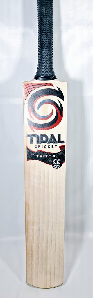 tidalcricket's tweet photo. Triton seniors bat. Grade 1. Thick edges whilst retaining balance. A drivers blade. #Cricket #ENGvWI #CricketWorldCup https://t.co/ubV2LRrMG5