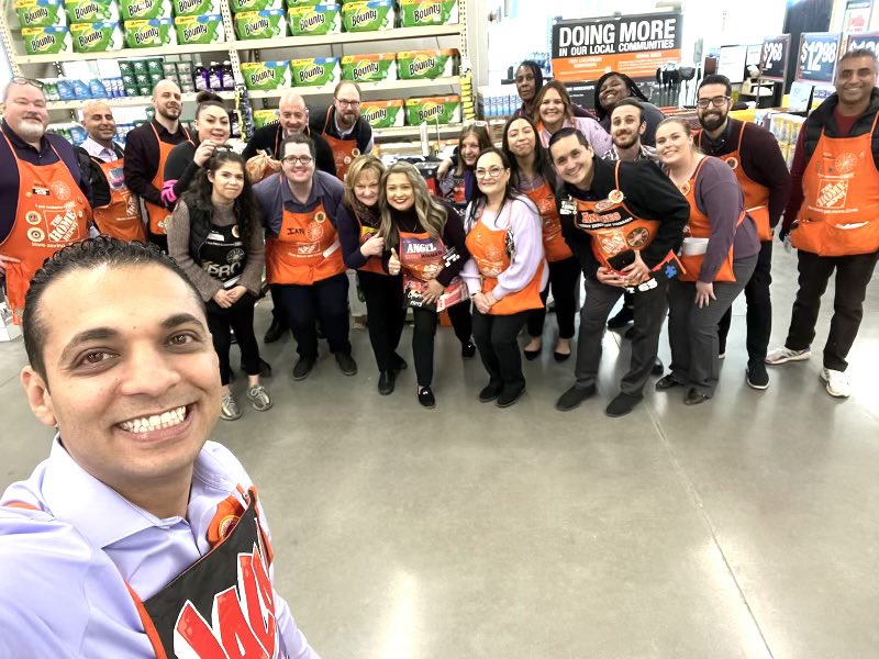 Happy International Women’s Day To OUR AMAZING And Fearless Women Here At 1976! Very Special Day Spending It With Our New SDO Jalal And RDO Cherie! 💜💜🧡 @CherieAbbinanti @JalalAtTHD @D65Hutch @MattDominiakD65 @LilyGSV @hdchuckcentral