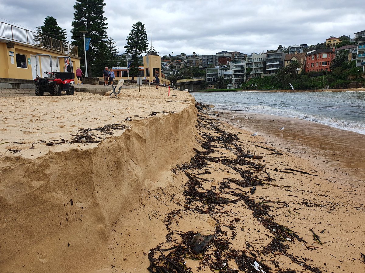 DocHarleyMD's tweet photo. Major #erosion at #Queenscliff Beach as yesterdays floodwaters came through #sydneyflood #manly #manlydam https://t.co/esEd1MhnvR