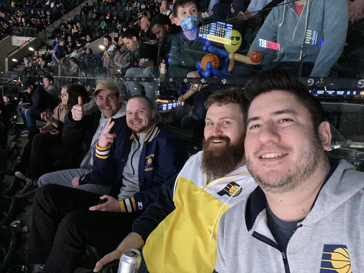 TX_Spike's tweet photo. #pacersgamenight #TDT https://t.co/Ji2AzUTsh0