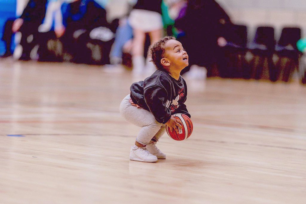 Gladiators_SBC's tweet photo. Dear Basketball,

I think I like you, I hope that I do. 
I’m a wee bit unsure, cause I’m fairly new. 

I know that I’ll grow and I promise to work,
to be just like my mum, a Lady Rock! 

#BreakingTheBias 
#ItsHerGame
#InternationalWomensDay #StillAGirl @basketballscot https://t.co/W6G3z21SA9