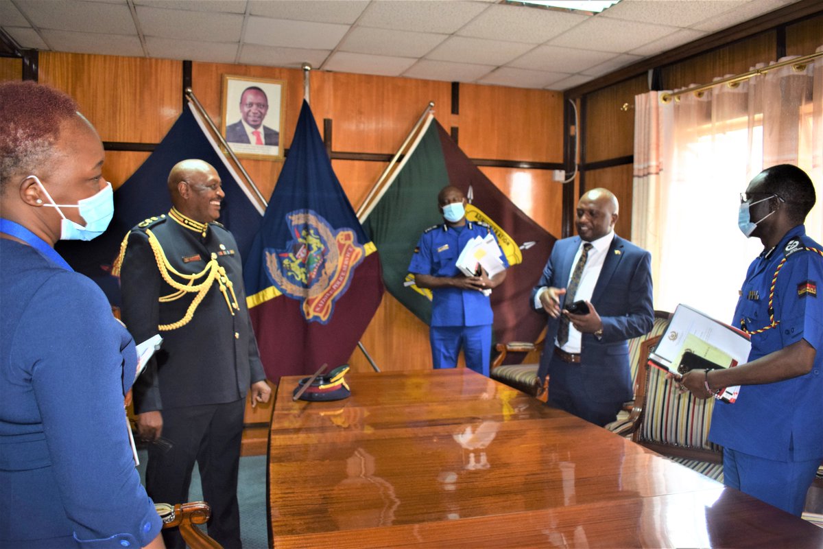 (1/2) Safety of Journalists: The .<a href="/MediaCouncilK/">Media Council of Kenya</a> CEO .<a href="/DavidOmwoyo/">David Omwoyo, MBS</a> today paid a courtesy call on the .<a href="/NPSOfficial_KE/">National Police Service-Kenya</a> Inspector General .<a href="/IG_NPS/">Inspector General of Police- Kenya.</a> where they discussed issues around safety and security of journalists and elections preparedness by the media.