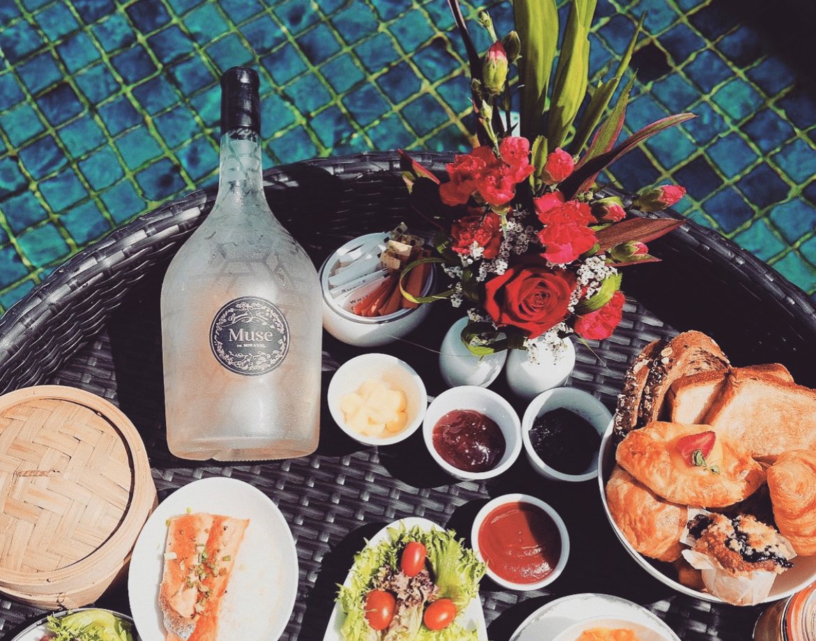 Where would you like to have your brunch :) ! #muse #miraval #rosé #provence #roséwine #theartofrosé #spiritoftheriviera