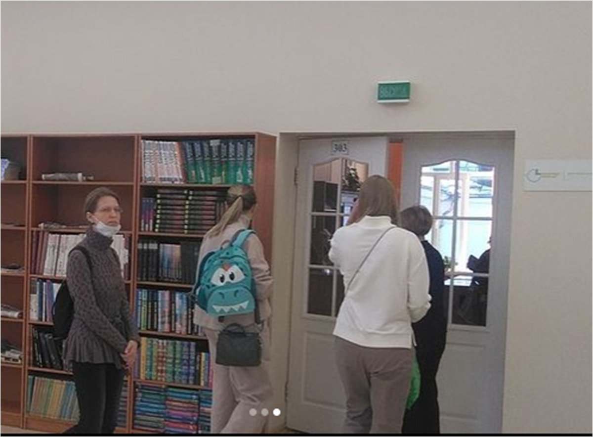 Chit_zal's tweet photo. 6 марта во Дворце книге прошла экскурсия, на которой жители и гости города познакомились с работой отделов библиотеки.
#КультурныеВыходные #PROЧтение #НаследиеДляВсех #reg73 #Культура73 https://t.co/9dSaXJXNeZ