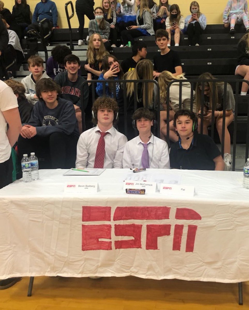 JCMSpal's tweet photo. Hey @espn and @sportscenter, I’ll put up these three analysts up against yours! These guys showed up and showed out to support the #TeamJCMS girls basketball team in the @mccsc_edu middle school tournament. Well done. https://t.co/Av0k3GSNNs