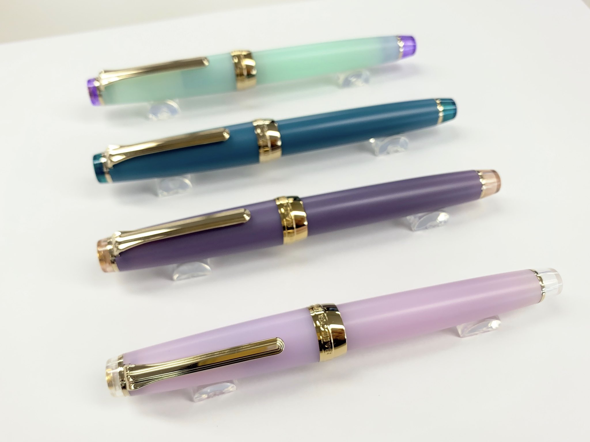 セール開催中 値下げ☆SHIKIORI 四季織 雨音 万年筆〜翠雨 筆記具 直送商品 セーラー万年筆 翠雨 中細 雨音 四季織万年筆 筆記具