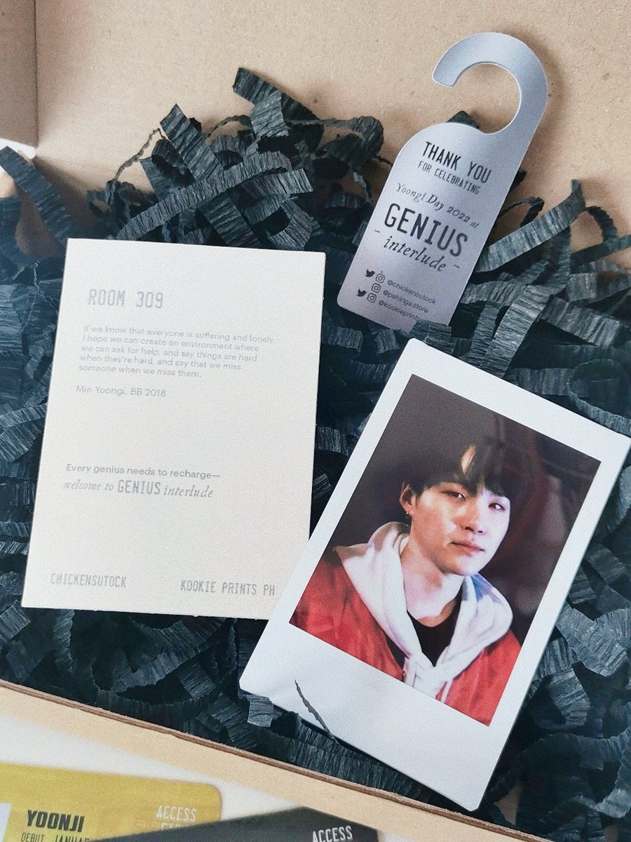 annonymous_613's tweet photo. "If we know that everyone is suffering and lonely, I hope we can create an environment where we can ask for help, and say things are hard when they are hard, and say that we miss someone when we miss them"

-Min Yoongi 🥲
#HappyYoongiDay
#GENIUSinterlude https://t.co/pK5Be12AR6