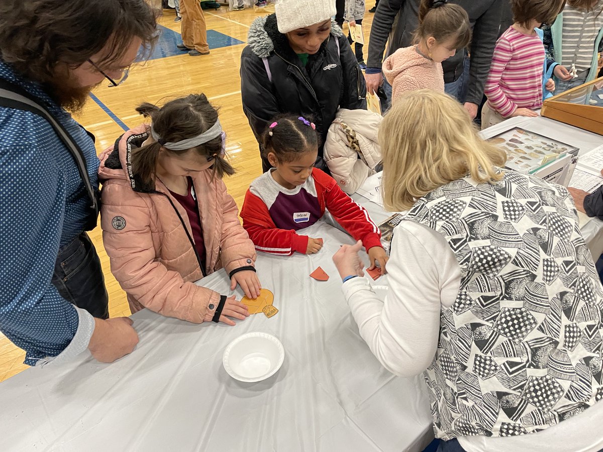 RQSFleetridge's tweet photo. RQS Stem in the Gym was a huge success! Lots of fun was had by all. Thank you FR Stars and RQS Families for attending. @Mott_Leader #FRPROUD https://t.co/DccVmQz3Ck