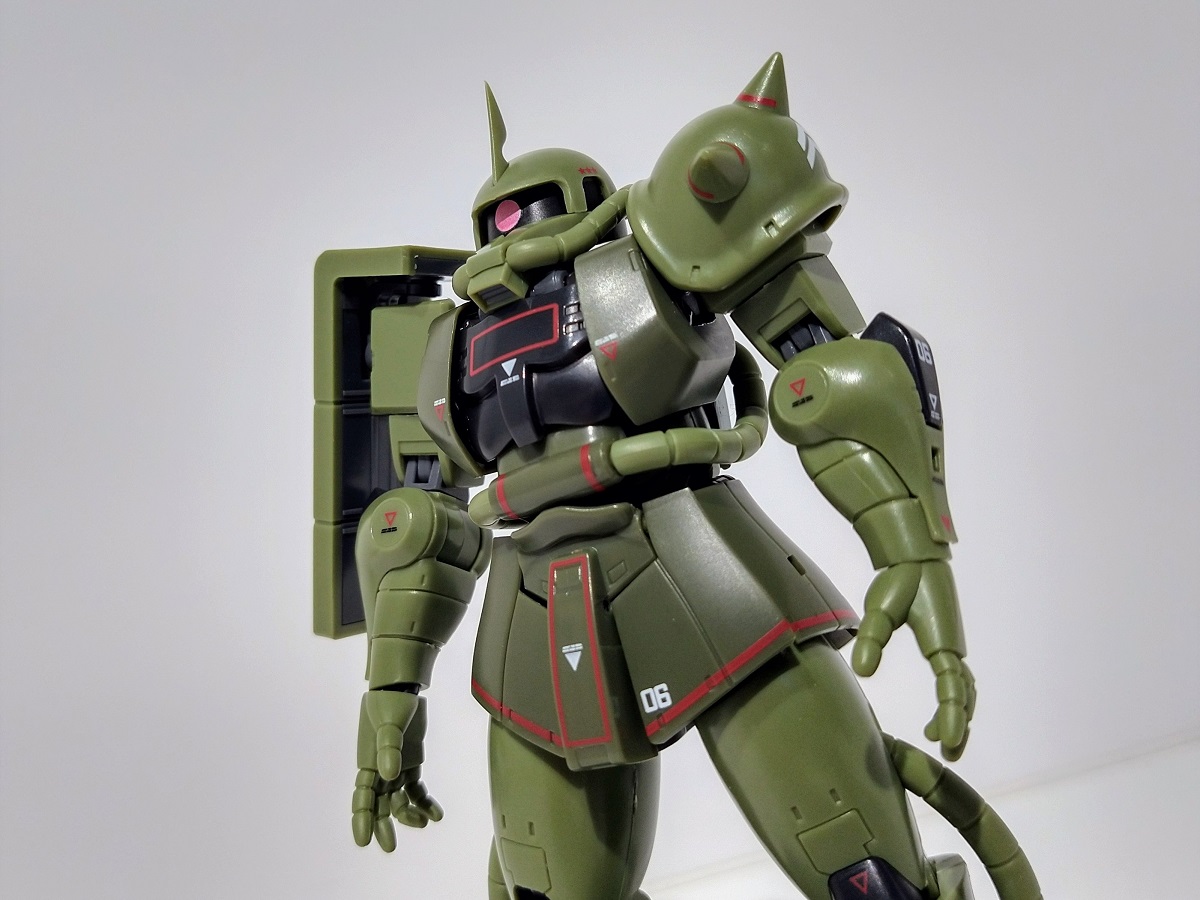 TAMASHII NATIONS TOKYO限定 ガンダム　量産型ザク Amazon.co.jp: TAMASHII NATIONS ROBOT魂 機動戦士ガンダム