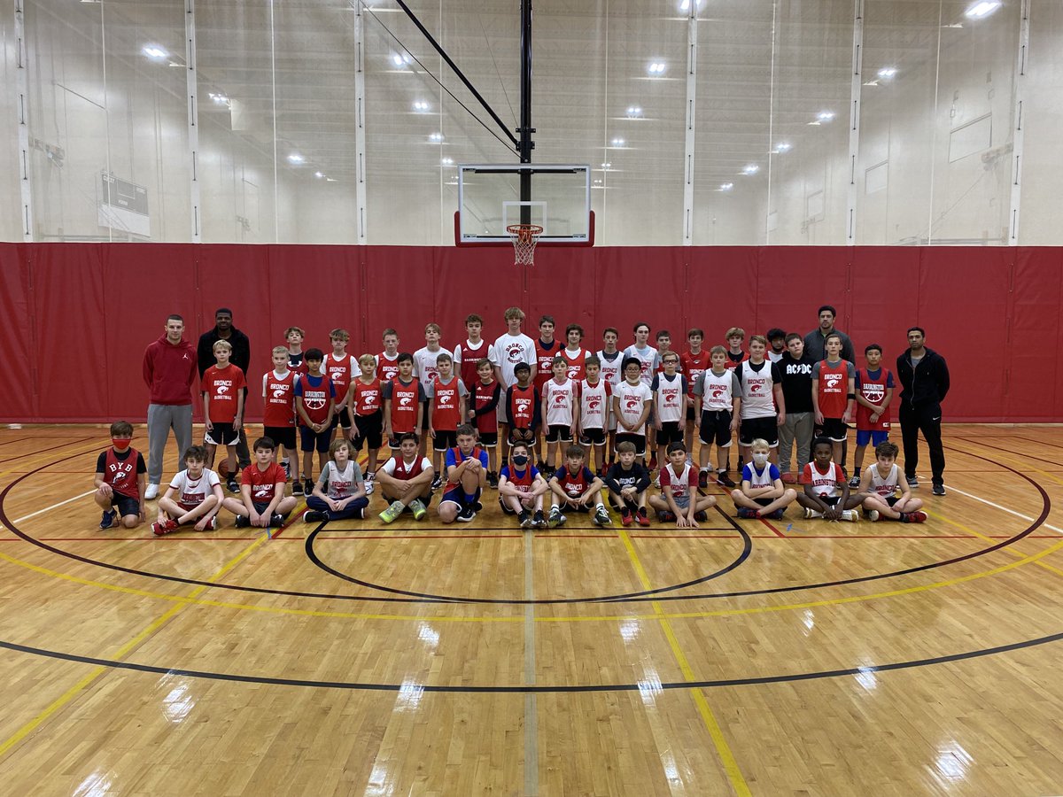 From our BYB Broncos to our BHS Broncos, CONGRATULATIONS on an OUTSTANDING season and BEST of LUCK at State!! ⁦<a href="/BHSBroncosBBall/">BHSboysbballboosters</a>⁩