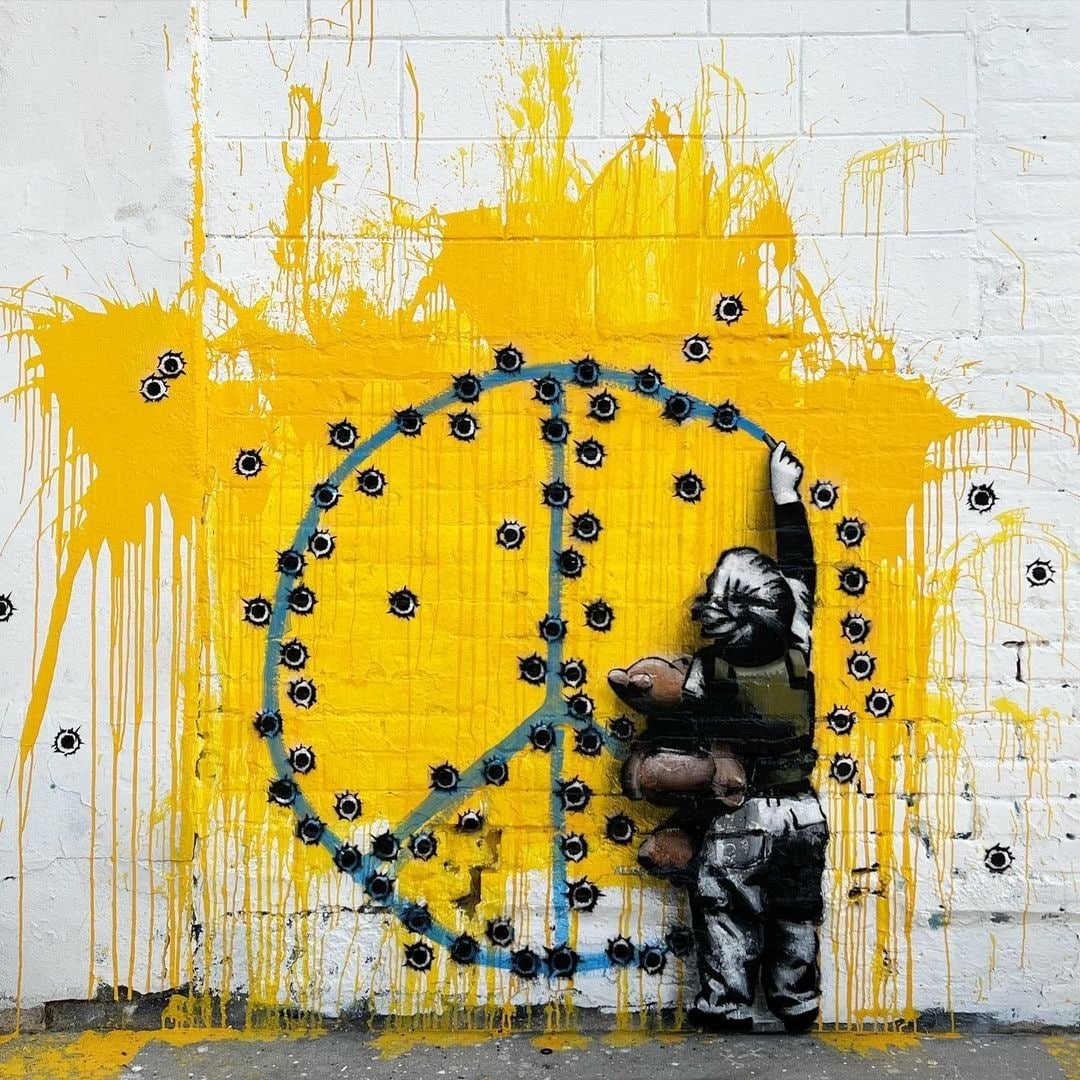 WohpeDAO's tweet photo. Yellow peace sign with bullets in it. #StopWarNOW 

"When adults wage war, children suffer. The most recent war in Europe has caused a refugee crises ."
#WOHPEDAO #PEACE #BNB #BSC #BSCGem https://t.co/wjAiTqwUUg