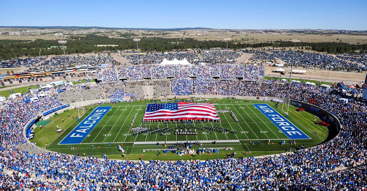 Robert Sanders tweet media