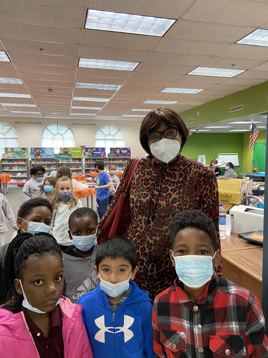 Margot Holmes tweet media