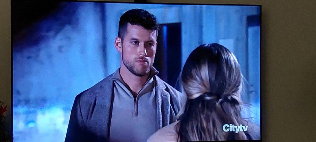 Scary that that’s how Clayton talks to the women he “loves.” You dodged a bullet Susie. 🚩🚩🚩🚩🚩
#Bachelor #BachelorABC #TheBachelor #thebachelorabc
