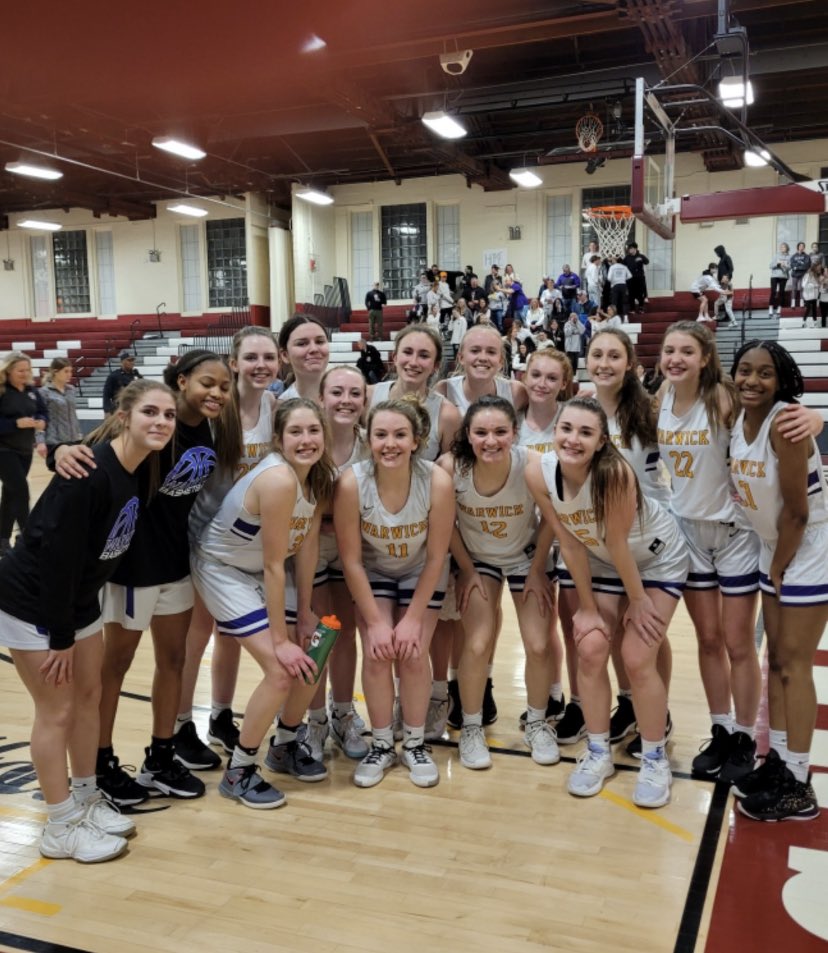 CoachCorter's tweet photo. Could not think of a better way to spend my birthday than watching The Lady Wildcats def Ketcham 46-40 in the Subregional State game!

Grateful to be a part of the athletic journeys of a few of these wonderful young ladies!

Huge congrats to OB, Putnam &amp; the rest of the staff! https://t.co/cht08ViGox