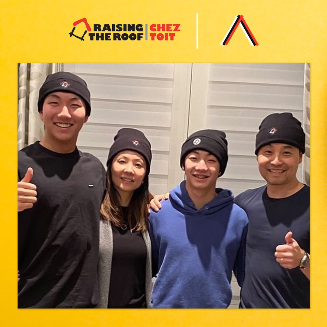 Let's put a smile on the faces of the homeless by purchasing a fashionable toque for your family and friends.👨‍👩‍👧‍👦🏡 Shop via link in bio

#atoqueforahome #raisingtheroof #rtrtoque
