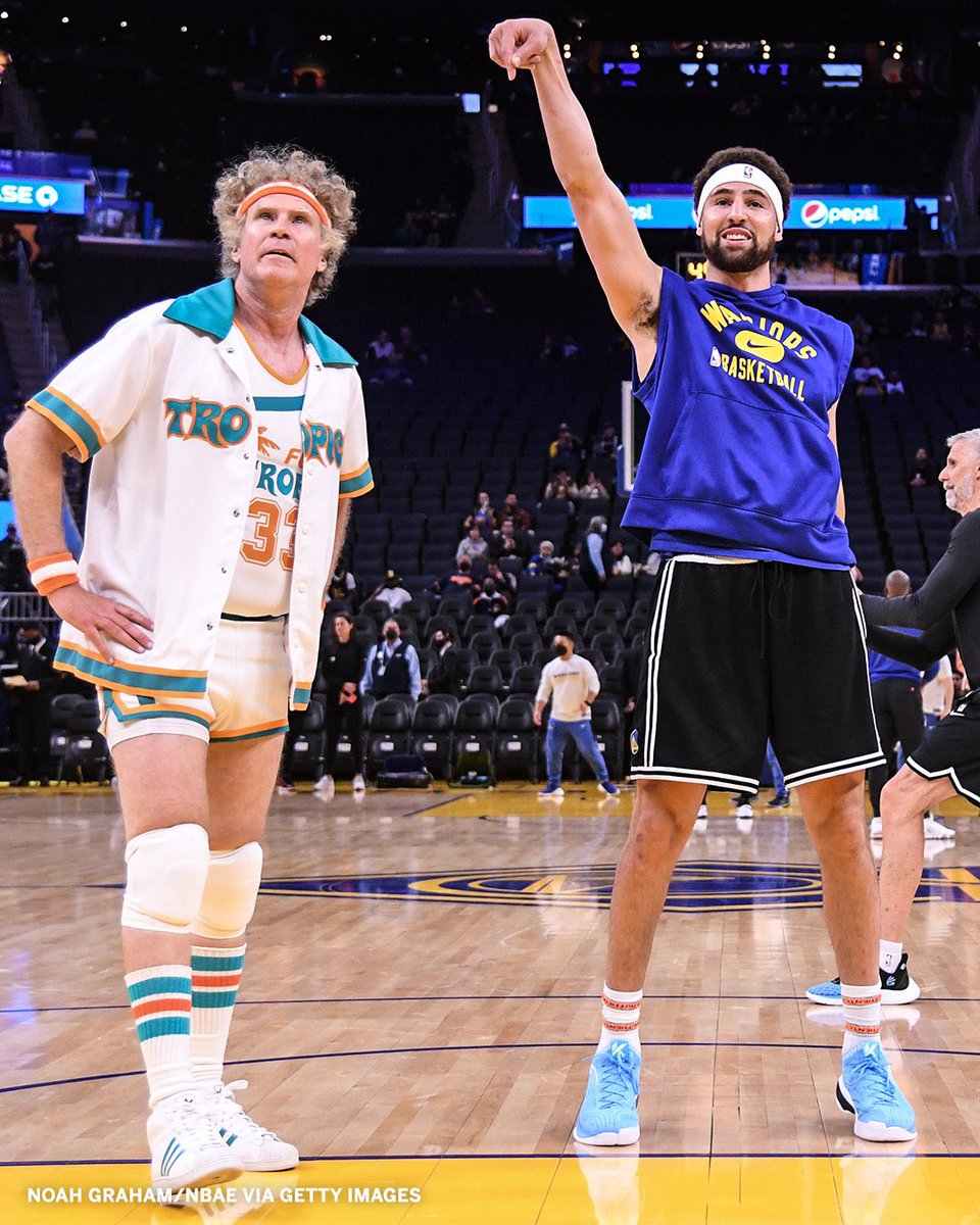 SLAMonline's tweet image. They act like two legends cannot coexist 🐐