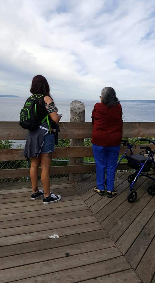 beauxbeautyblog's tweet photo. 1/x... 52 years ago today, 100 Natives, including my grandma Marian, along with her friends Bernie Whitebear &amp; Leonard Peltier, occupied Fort Lawton in #Seattle to get the land back. (Cont) #NativeTwitter #FirstNations #LandBack #FortLawton #UIATF https://t.co/ZK4GPnp0Bp
