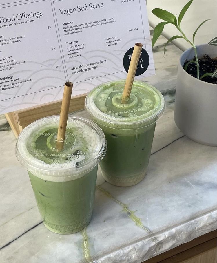 mengetehh's tweet photo. sometimes all you need is a cup of matcha https://t.co/KmLEhWDl5y