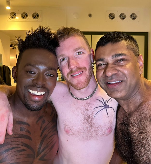 1 pic. The GAYEST &&& SEXIEST TriRacial Reunion has FiNALLY happened !!! Trust me, you DON’T wanna miss