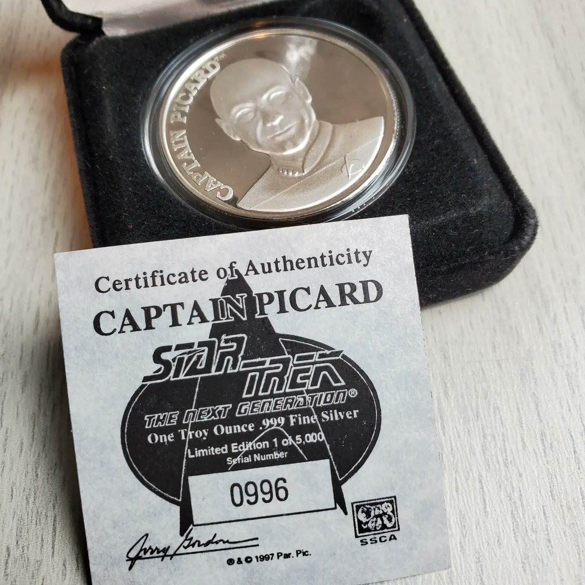 AzTexicanShop's tweet photo. #StarTrek #999silverround #captainpicard #patrickstewart 
#forsale https://t.co/XiNcNbvnEf
