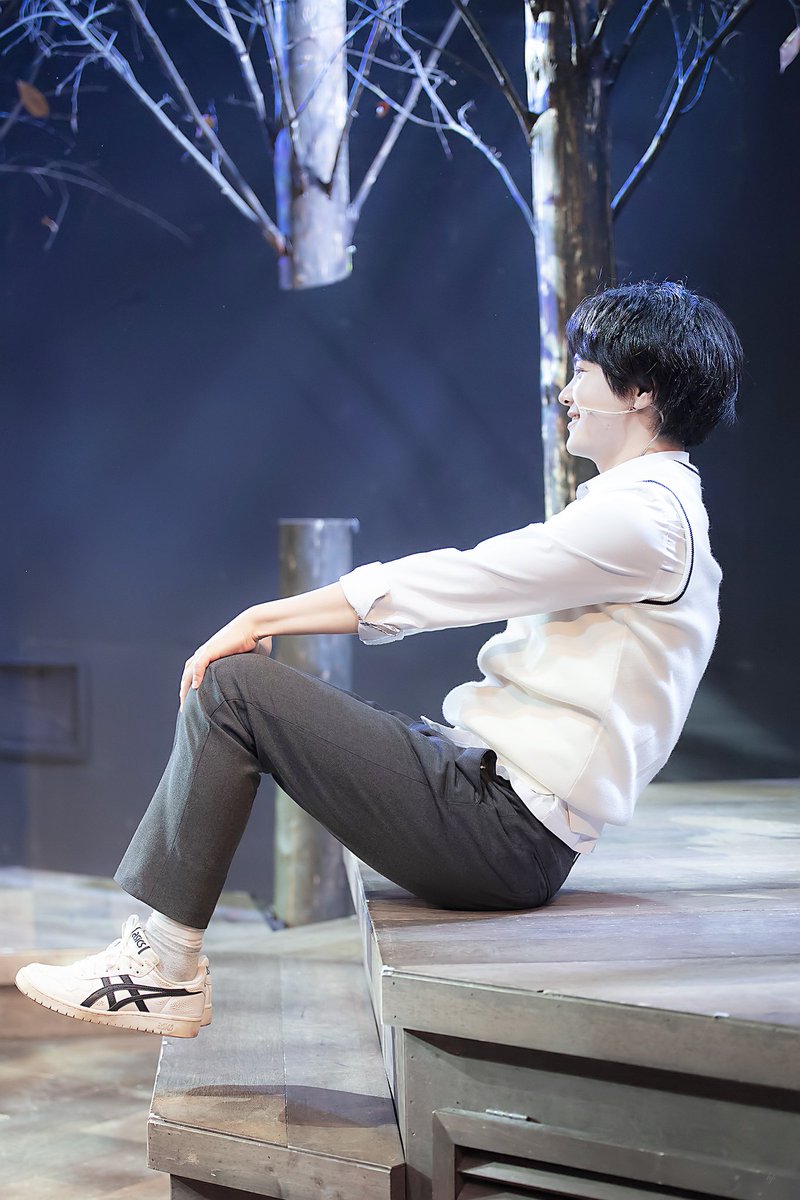 haeppi_pic's tweet photo. 220305 뮤지컬 더모먼트 커튼콜
소년 #송광일

😄😄 https://t.co/YhIXc2dMEN