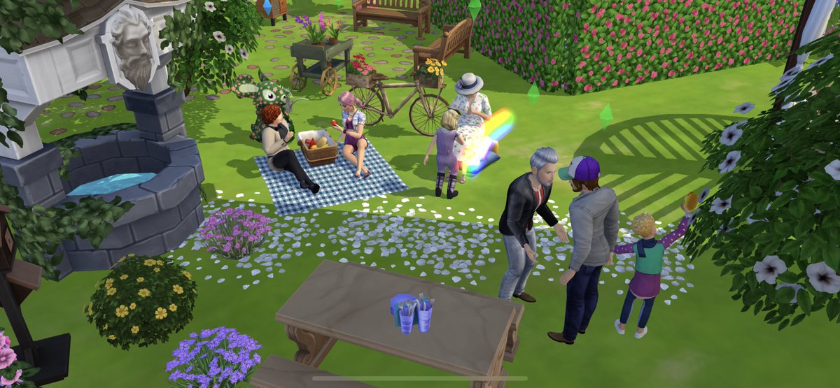 KarenKeren tweet media