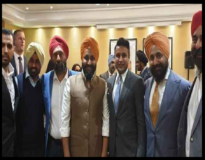 petervirdeefc's tweet photo. Peter Virdee UK Gives £500 million for restoration of Gurdwaras in Pakistan  

https://t.co/tdJwS8QlIa

#petervirdee #petervirdeefanclub #petervirdeelondon https://t.co/E0U0kBuiQb