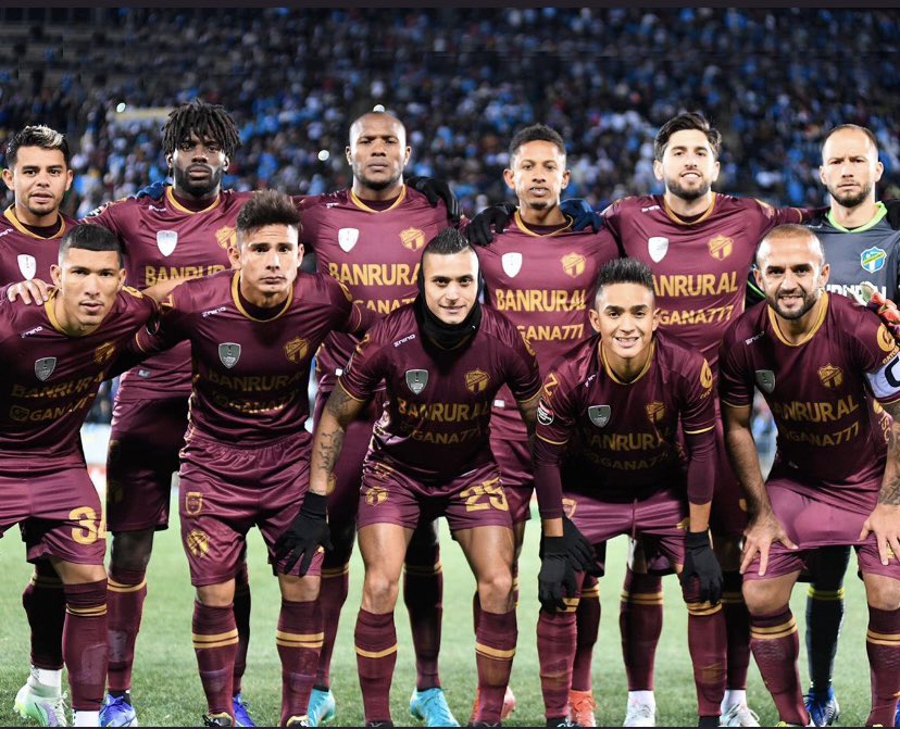 psuarez80's tweet photo. Orgulloso de este equipo ⚽️💪 y enserio se están burlando de nosotros los que estos partidos hace años solo por tv lo ven 🤣 los que pierden de local contra Achuapa 🤣🤣🤣🤣🤣🤣🤣 https://t.co/oHIf8uPAEl