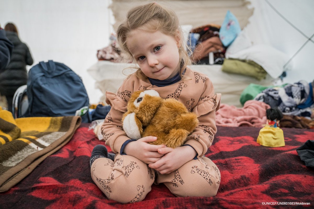 A toy or a furry friend can make all the difference for children during a crisis. 

As families flee Ukraine, UNICEF is scaling up mental health services in and outside the country.
