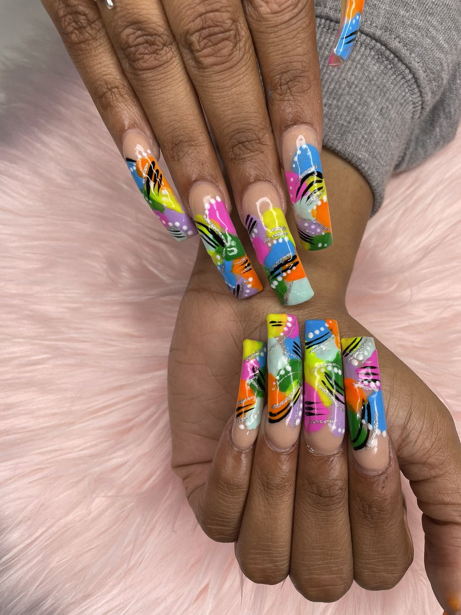 amberr_alyssaa's tweet photo. Imma start posting my work on here, my next client could be on your TL π€ͺπ Nailsby.amb on IG #ctnails #90snails https://t.co/idv83LWr6L