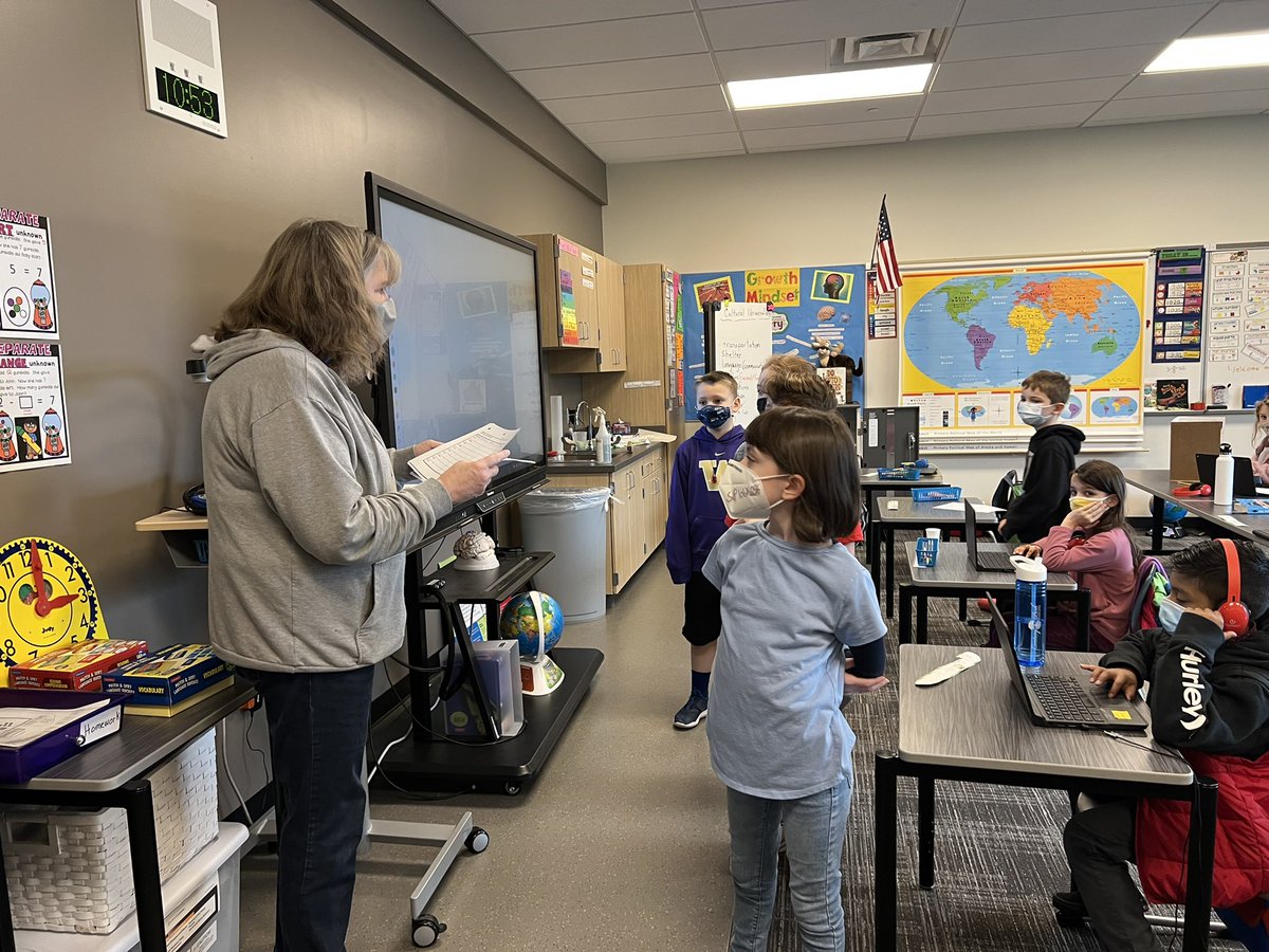 psdcomms's tweet photo. Saw first-hand how our Evergreen Eagles S.O.A.R. at our walkthrough today! Thank you @eaglesS_O_A_R_  @psd401 #WeArePSD https://t.co/7vyDw1yZPT