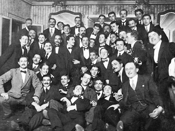 Grazie di tutto! 
Auguri fratelli 🖤💙🖤💙