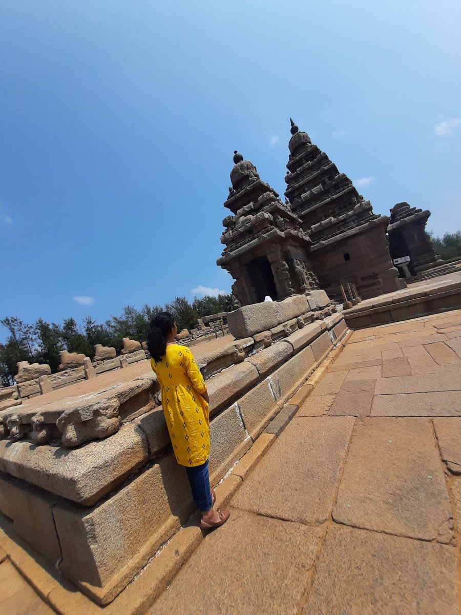 AuthorSudipta's tweet photo. It's not what you look at that matters, it's what you see."
#authorsudiptamukherjee
#authorsudipta
#radomthoughts
#travelphotography
#traveldiaries
#Mahabalipuram
#Mahabalipuramdiaries
#Shoretemple https://t.co/n0wfNWPOVu