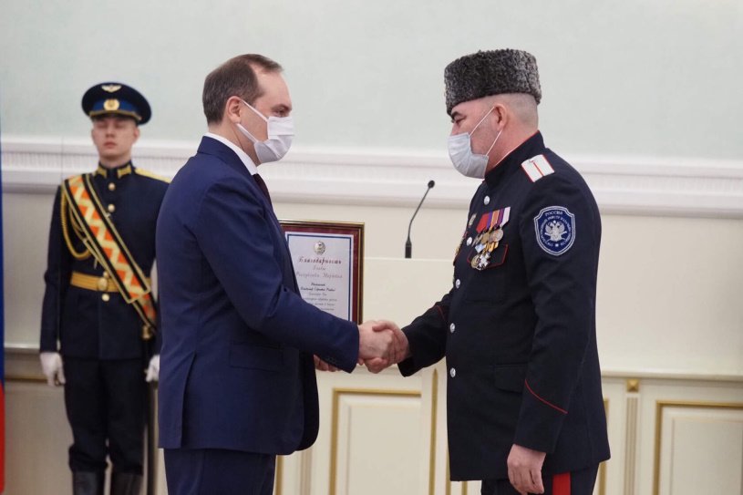 #новости_ВВКО

22 февраля в Доме Республики Мордовия состоялось торжественное мероприятие, посвященное Дню защитника Отечества. С праздником мужества, доблести и чести мужчин Мордовии поздравил Глава РМ Артём Здунов.

Глава Республики Мордовия Артём… t2p.pw/bOpSkHwlk2