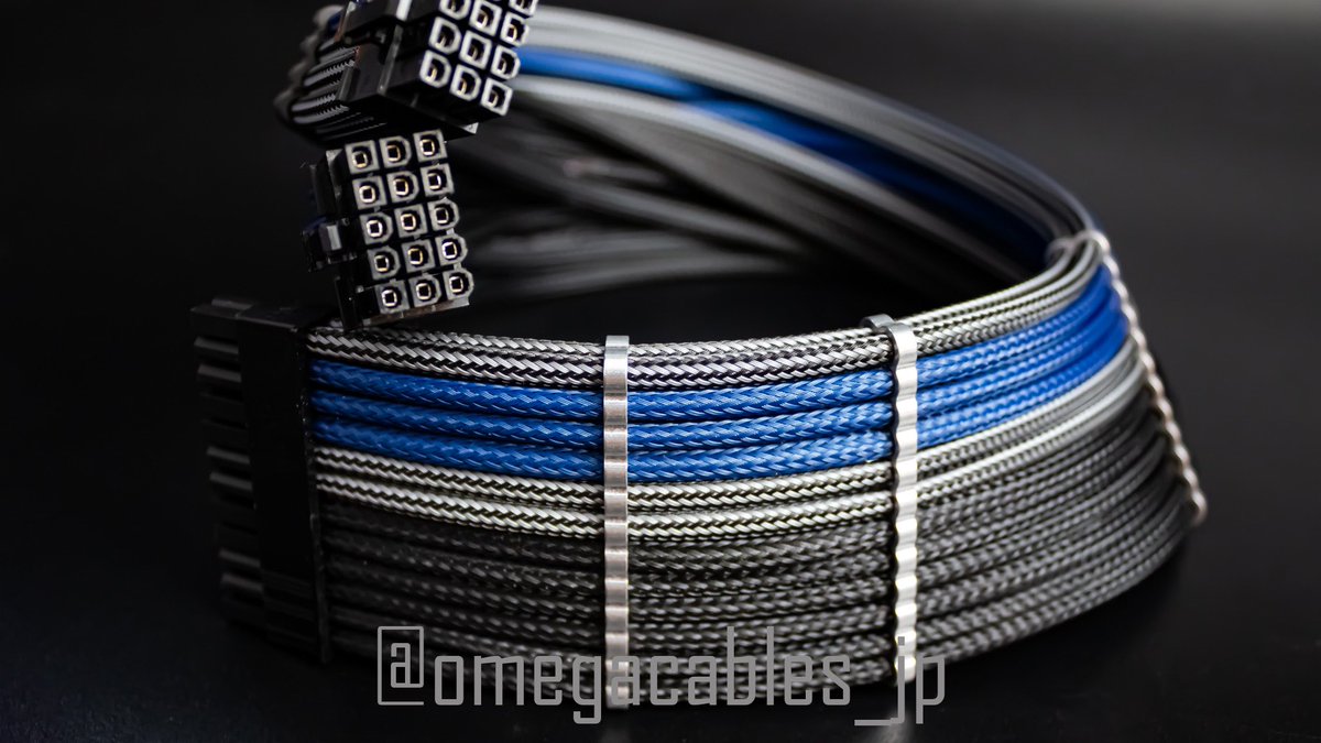 omegacables_jp's tweet image. LEADEX V PLATINUM用フルモジュラーケーブル

純正コネクタを使用しました

#スリーブケーブル #customcables #sleevedcables #omegacables