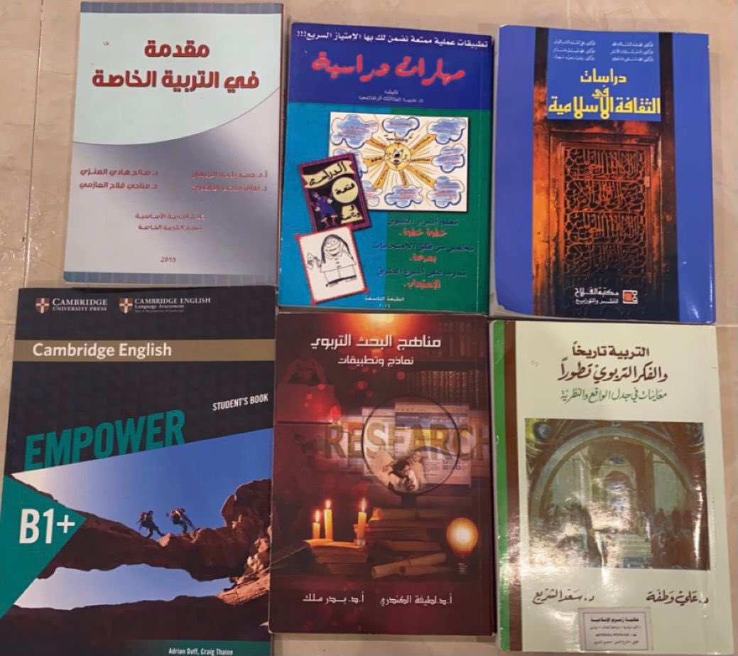 Itsfivezz's tweet photo. اللي يبي هالكتب يدش علي خاص 🛑
@qaaet21 @itsmebandri @67l6mfcb @taqeemq8 @i_mohq8 https://t.co/vFZ6qisBbt