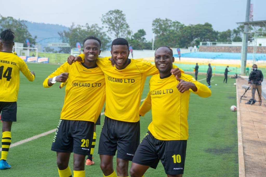 GenMvs's tweet photo. A massive three points on the road against @aprfcofficial3  On first February 😅💪.....  
back home this Sunday 🤞 see you soon #Muteteri we

#MukuraIsBae #MukuraTwaje 

@MukuraVS 💛💛💛 https://t.co/kBds9uFjPD