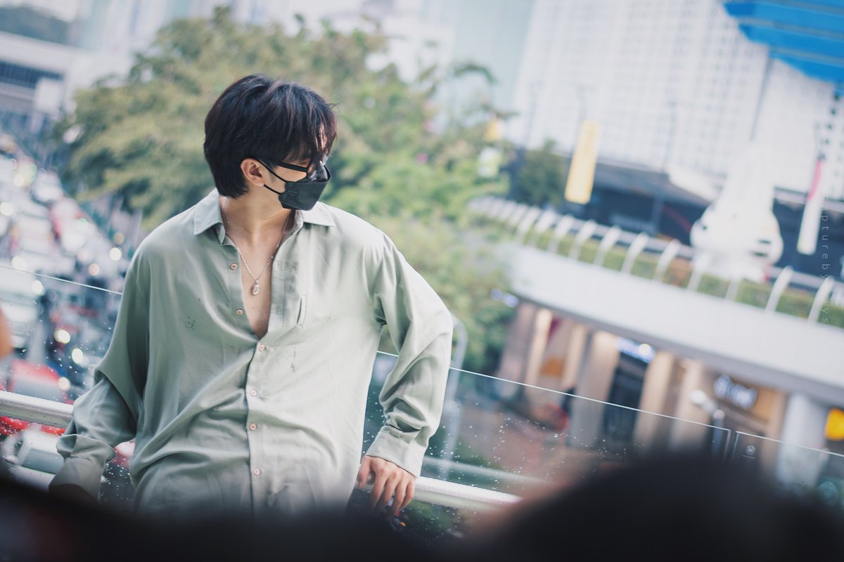 maysylvie's tweet photo. คนหล่อกับ daylight และป้าย MBK😊✨

date : special day ♡
@tanont916 #NONTTANONT https://t.co/AMVMcxWopS