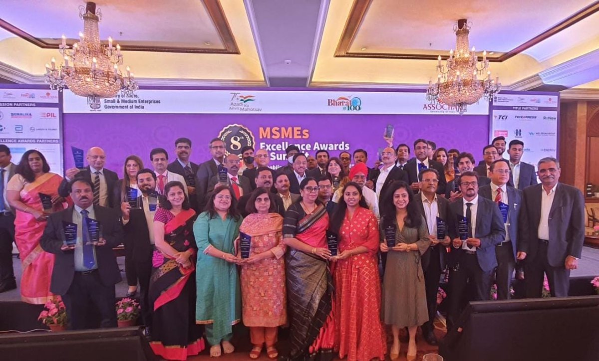 ASSOCHAM4India's tweet photo. Here's a snap of all the awardees of the 8th MSME Excellence Awards &amp; Summit 2022.

#ASSOCHAM congratulates all the winners for the achievement. https://t.co/CLSNUinz51