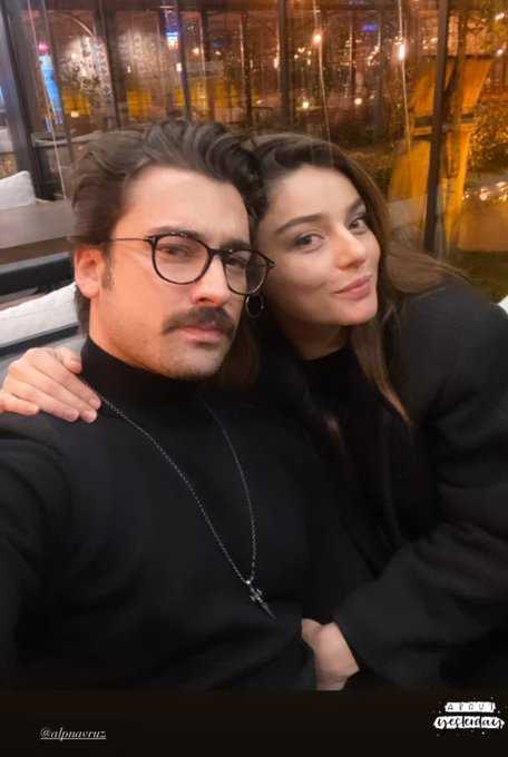 i think it's the 1st time ayça being so open and comfortable about her realtionship. and to see that happen with with alp just makes me soo happy. i hope my babies last forever  💙💚
#AlpNavruz #AyçaAyşinTuran