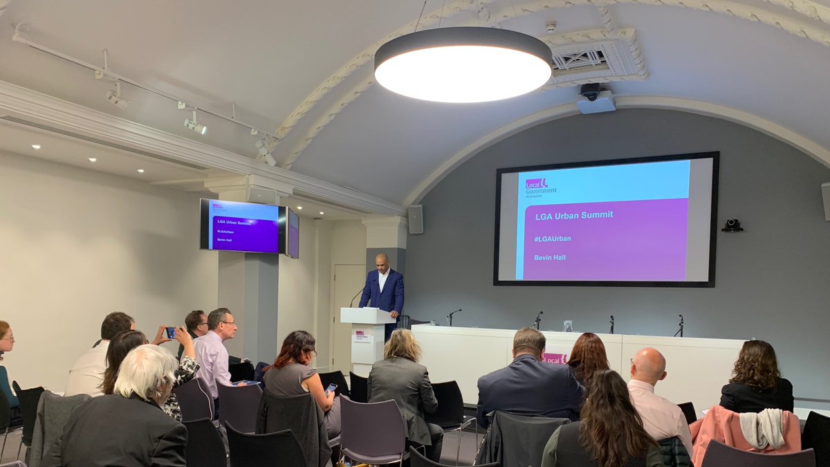 LGAcomms's tweet photo. Today we are hosting our first ever #LGAUrbanSummit.

The event will be looking at how the #LevellingUp White Paper will impact urban areas and how urban areas can work most effectively to tackle key issues facing them.

#BuildBackLocal | @MarvinJRees https://t.co/h3JjL3JyQr